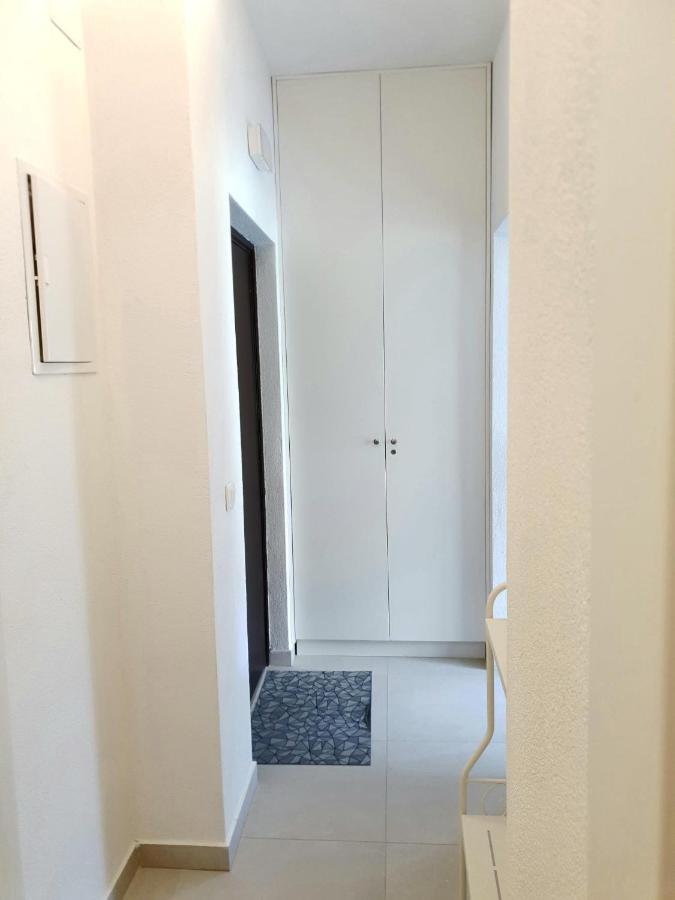 Orchid Seaview Apartment With Garage Parking Zaton  Bagian luar foto